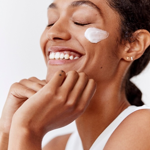 Fresh Lotus Youth Preserve Moisturizer - Picture 8 of 11